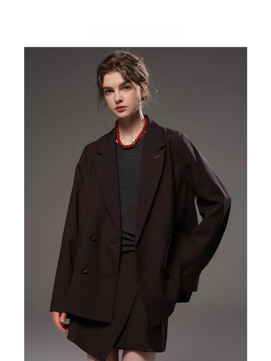 

Женский костюм-двойка Havehas Moka Mousse: шерстяные брюки-юбка свободного кроя, приталенный силуэт, готовый к офису