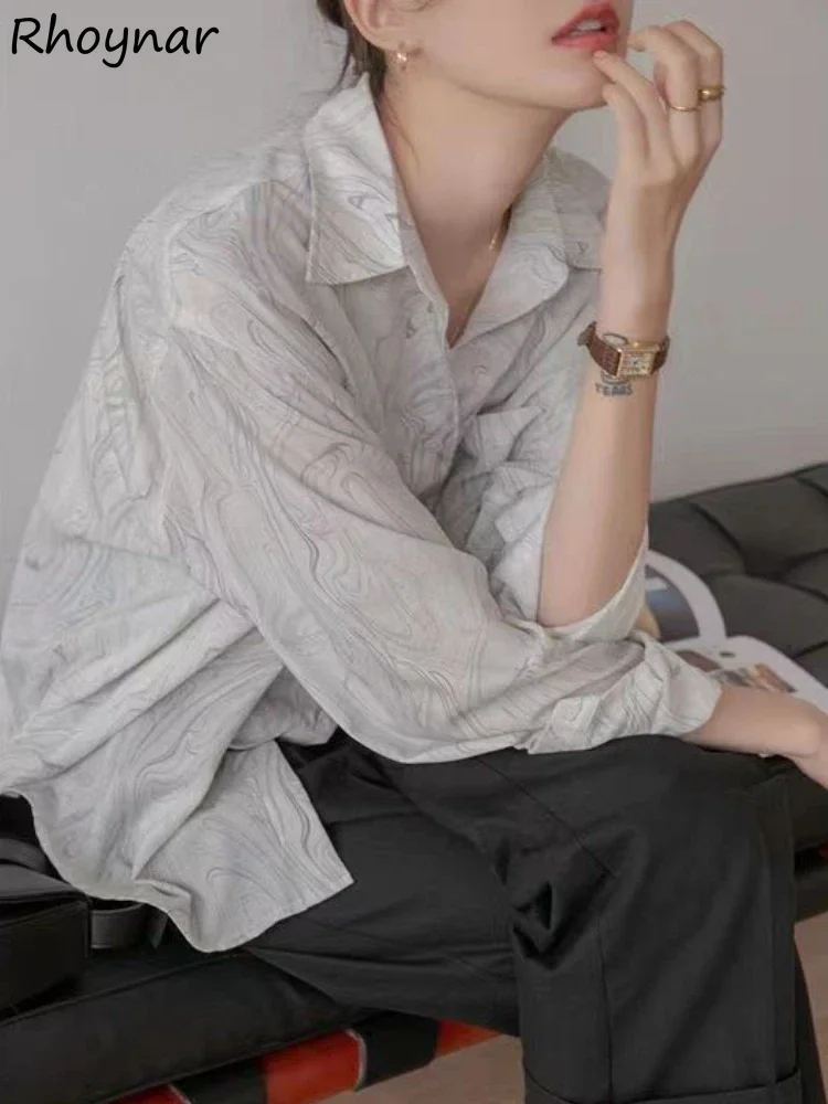 

Рубашки с принтом, женские солнцезащитные рубашки с длинными рукавами, свободные винтажные летние тонкие новые универсальные унисекс, модная эстетичная повседневная уличная одежда