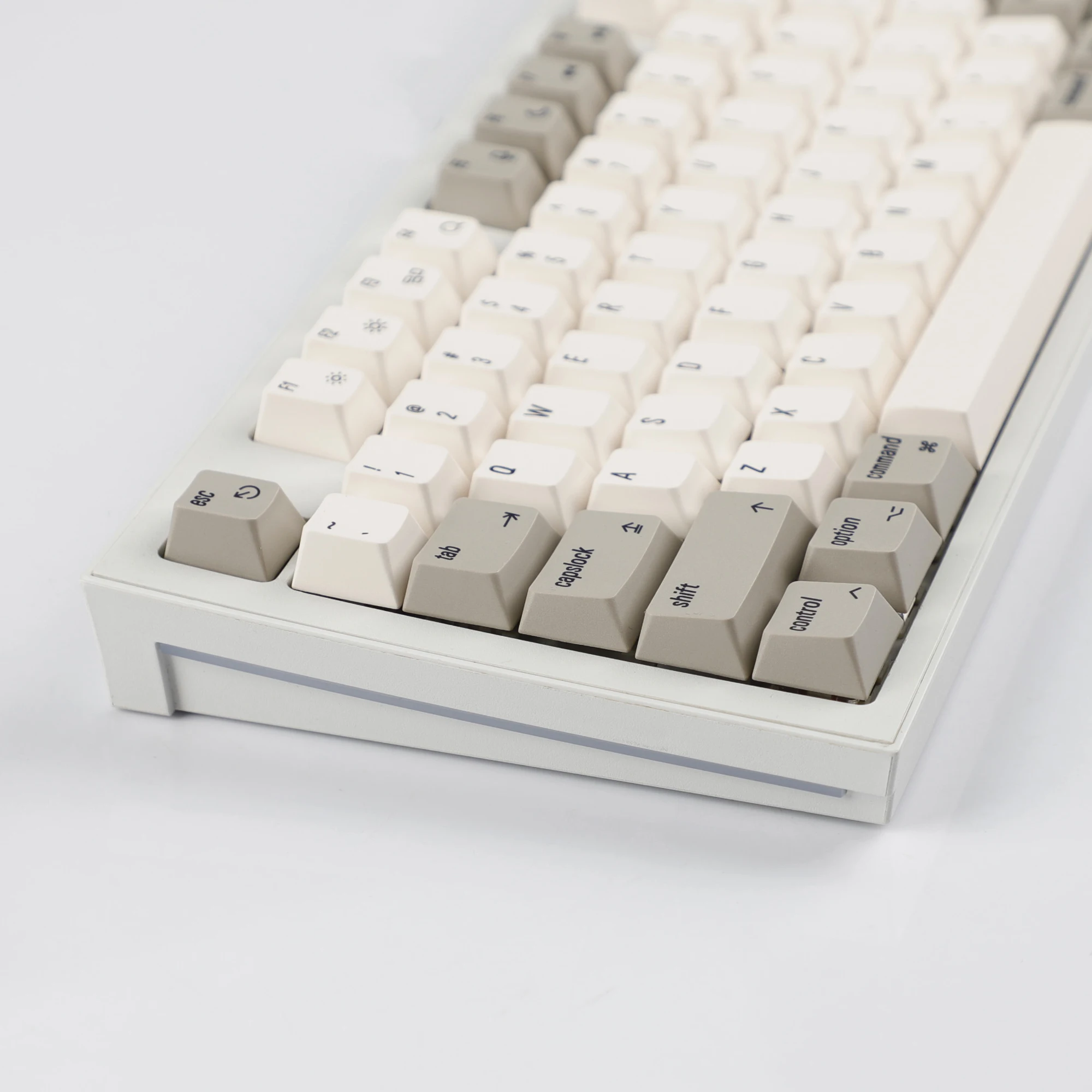 YMDK Angielskie Koreańskie Klawisze MAC Retro, profil Cherry, PBT, sublimacja barwnikowa, do klawiatur mechanicznych MX 75/87/98/104/108 — zdjęcie produktu 3