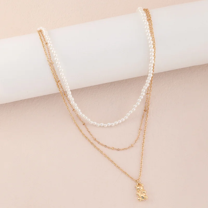 1pc Sweet Bear Pearl Pendant Necklace – A Delicate Token of Sweetness & Grace, Ready to Charm.