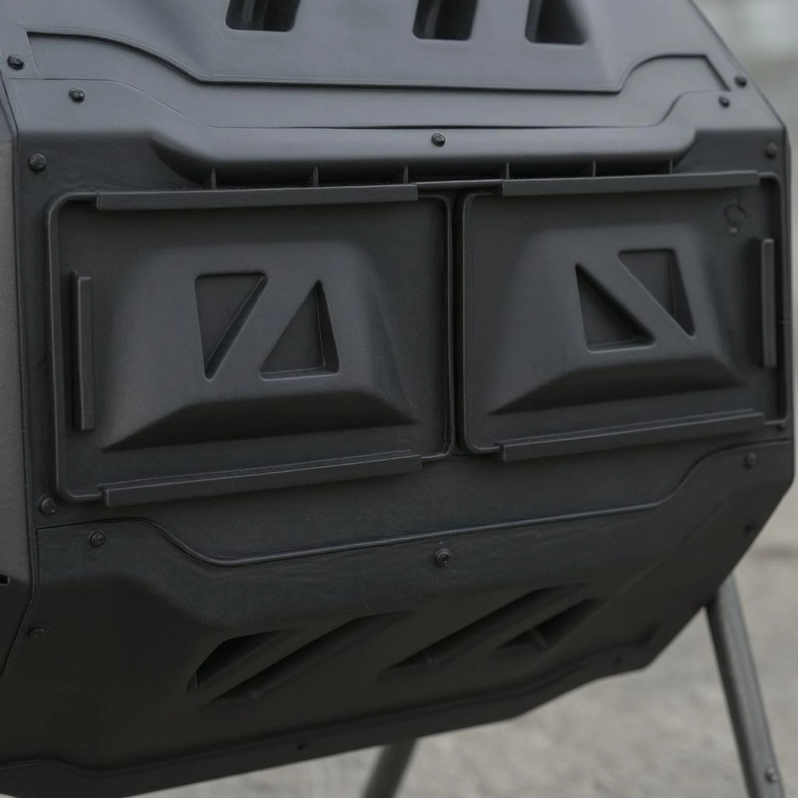 Vented Rotating Compost Bin PP Plastic Octagonal Compost Tumbler