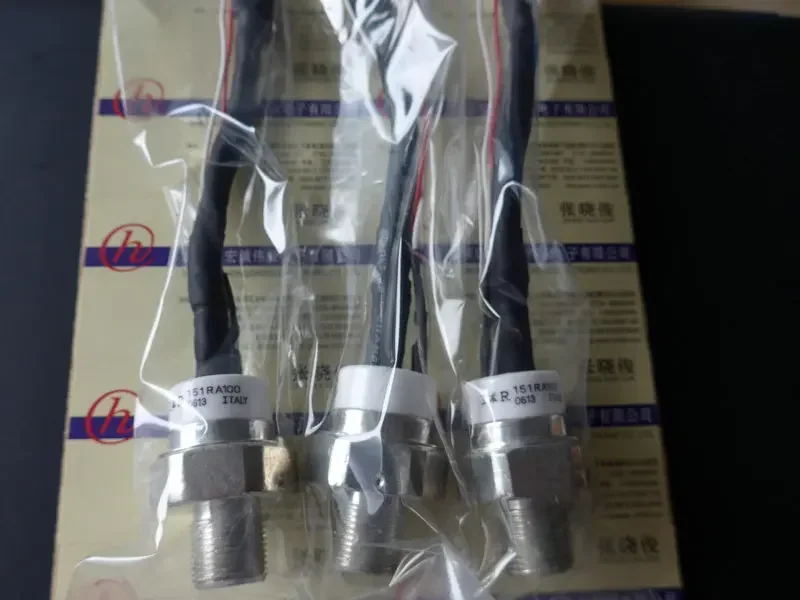 

151RA100 новый и оригинальный