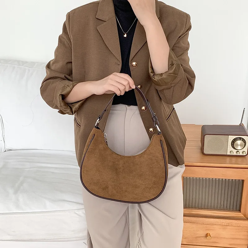 Vintage Faux Suede Shoulder Bag Women\'s Fashion Simple Solid PU Handbag Woman Designer Plush Armpit Hobo Ladies Winter Purse