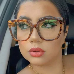 2024 Square Hollow Flat Lens Fashion PC Anti Blue Light Glasses for Women Men Eyeglasses Frames New Eyeglass Frame