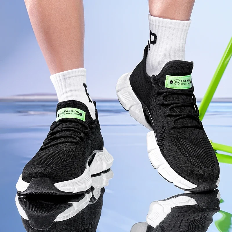 Spring New Wear Resistant Running Shoes Fashionable Trendy Elevated Flat Shoes Comfortable Soft Sports Shoes with Hollow Design