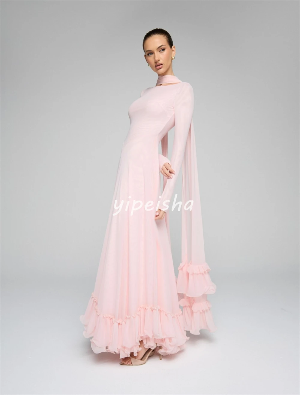 Maßgeschneiderte schlichte Damen-Abendkleider aus Chiffon mit Rüschen und Falten, A-Linie, hochwertige Ballkleider mit O-Ausschnitt und langen Ärmeln in Bodenlänge – Detail 5