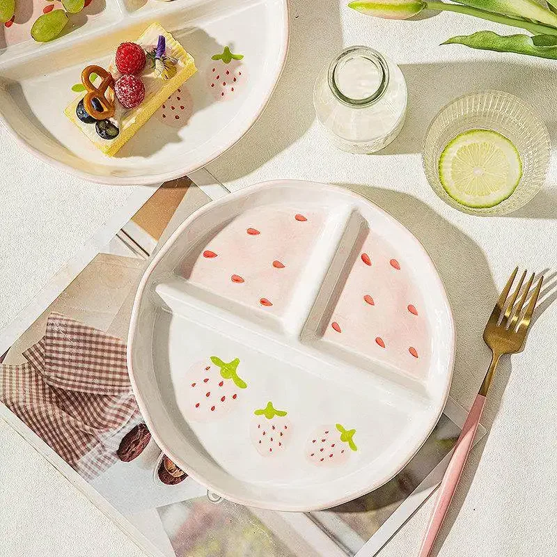 Strawberry Pattern Ceramic Divided Plates Cute Large Capacity Color-Blocking Tablewares Ins Household Breakfast Dinnerware