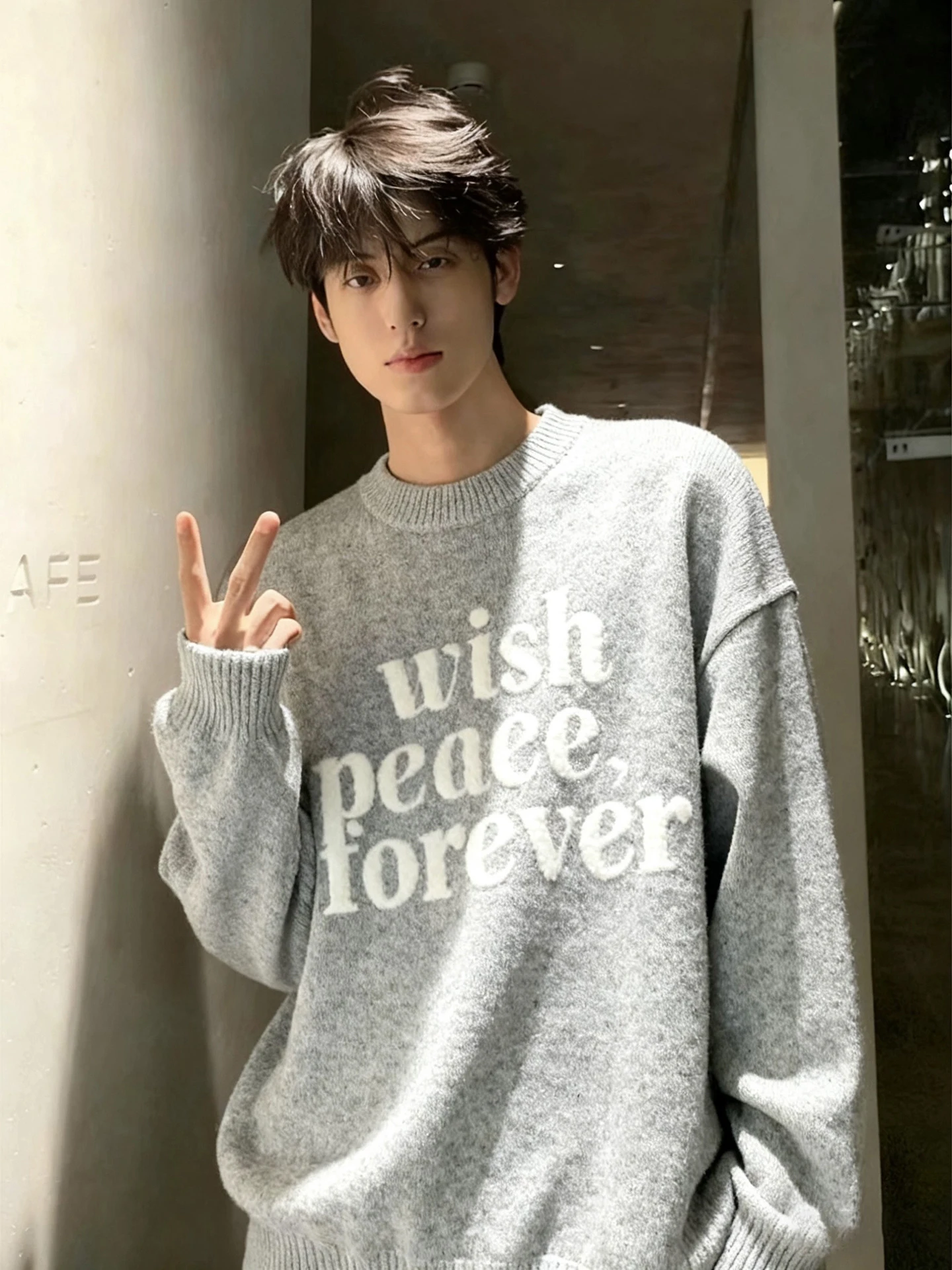 

American Retro Letter Embroidered Thiened Knitted Sweater Men's Winter Korean Sle Lazy round Ne Base irt