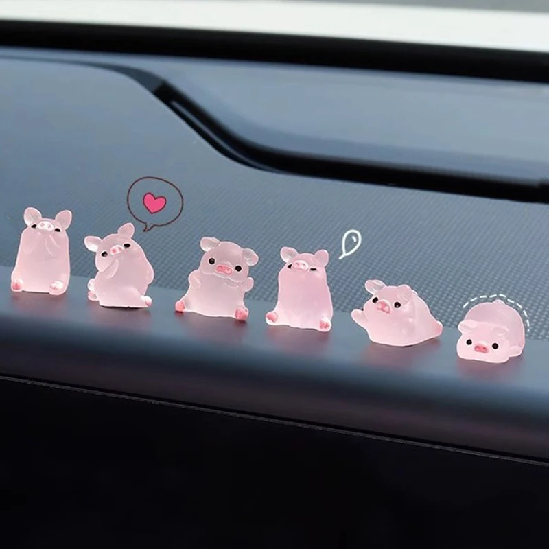 6 Pcs/set Glow-in-the-dark Piggy Resin Crafts Ornaments Car Center Console Rearview Mirror Decorations Creative Jewelry Ornament