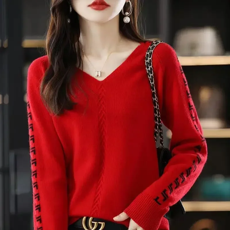 

Commute Female Solid Color Spliced Sweaters Autumn Winter Fashion Elegant V-Neck Knitted Pullovers Women's Clothing V1595