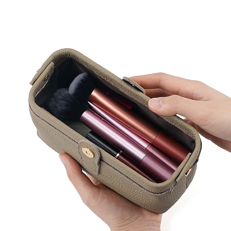 Luxury Grained Leather Toiletry Bag Genuine Cowhide Travel Cosmetic Organizer Wash Bag for Men Women Stylish Small Designer Case