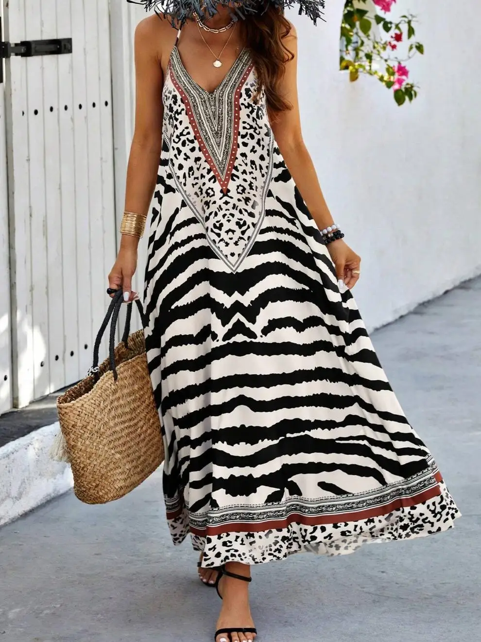 Women's Boho Zebra Print Maxi Dress Sexy Sleeveless Backless Halter Spaghetti Strap Dress Ladies Summer Vacation Beach Dresses