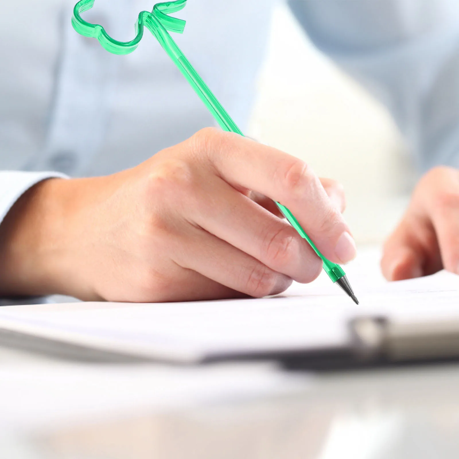 

20 шт. шариковые ручки с клевером, гладкое письмо, быстросохнущие чернила для детей, студентов, новинка, цветочная ручка, декоративные реалистичные шариковые ручки