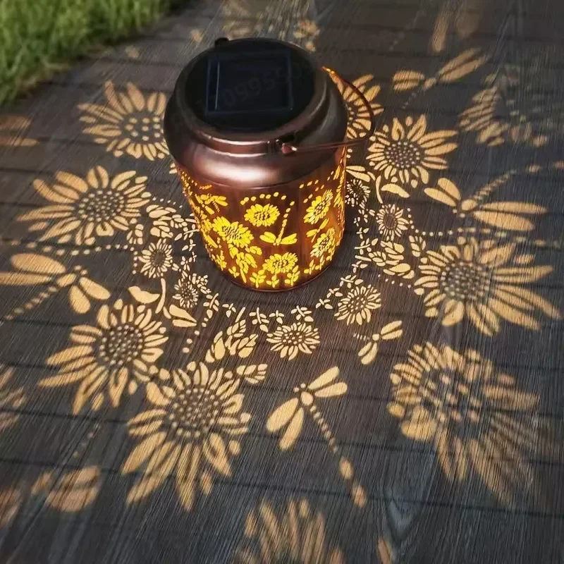 European Retro Solar Lighting Wrought Iron Sunflower Flower Hollow LED Ambient Light, Waterproof Outdoor Courtyard