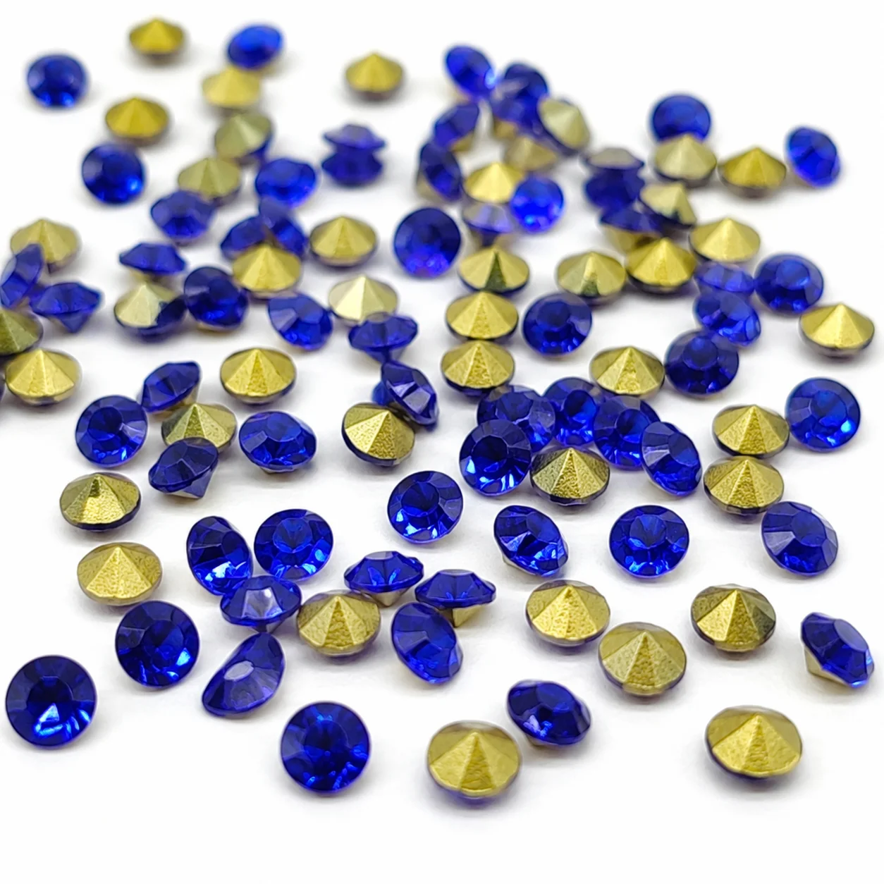 1440PCS Pointed Back Glass Rhinestones Gold Back SS4-SS20, Sapphire & Jet Black Gems for Nail Art, Clothing, Shoes, Bags DIY