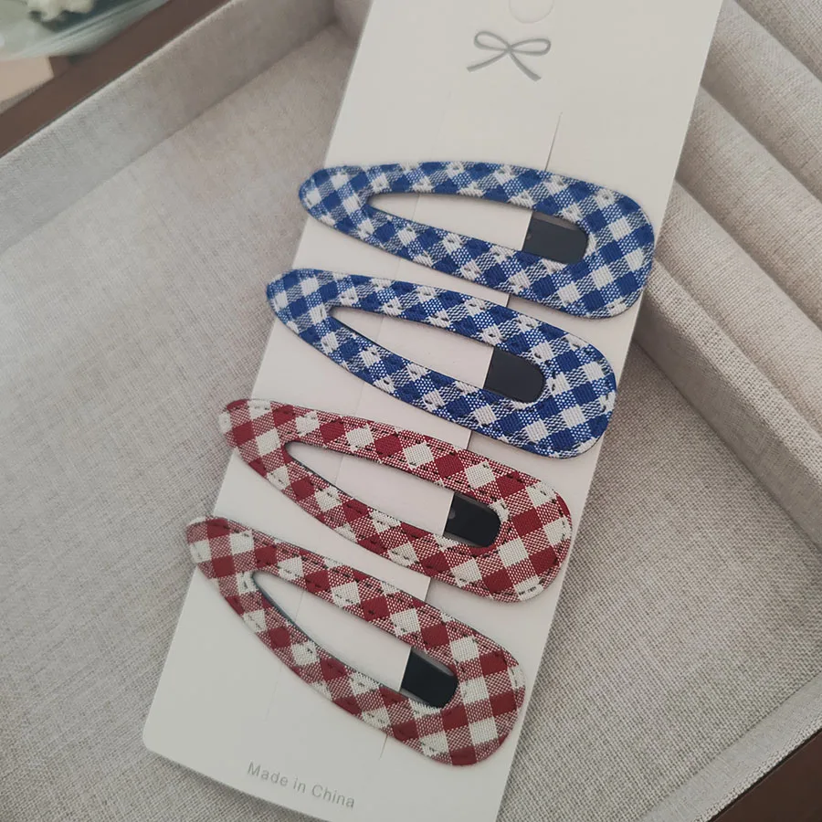4 Buah Klip Samping Rambut BB Kotak-kotak Klasik Gaya Kuliah Lucu untuk Anak Perempuan dan Wanita Jepit Rambut Modis Hiasan Kepala Ornamen Aksesori Rambut