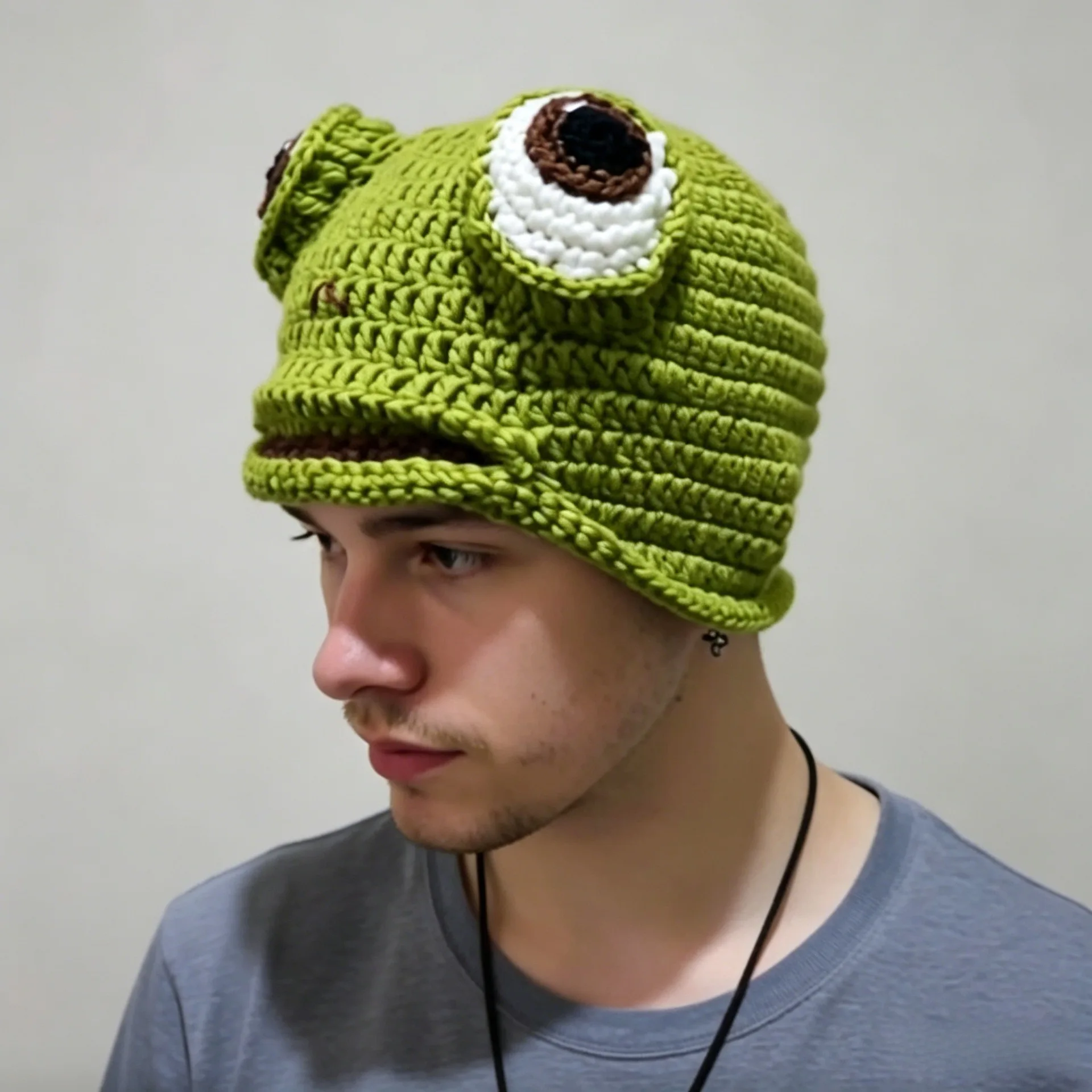 Adorable Big Eyes Knit Frog Hat Cute Handmade Knitted Cap Funny Green Cartoon Yarn Hat For Men Women Autumn Winter Accessories