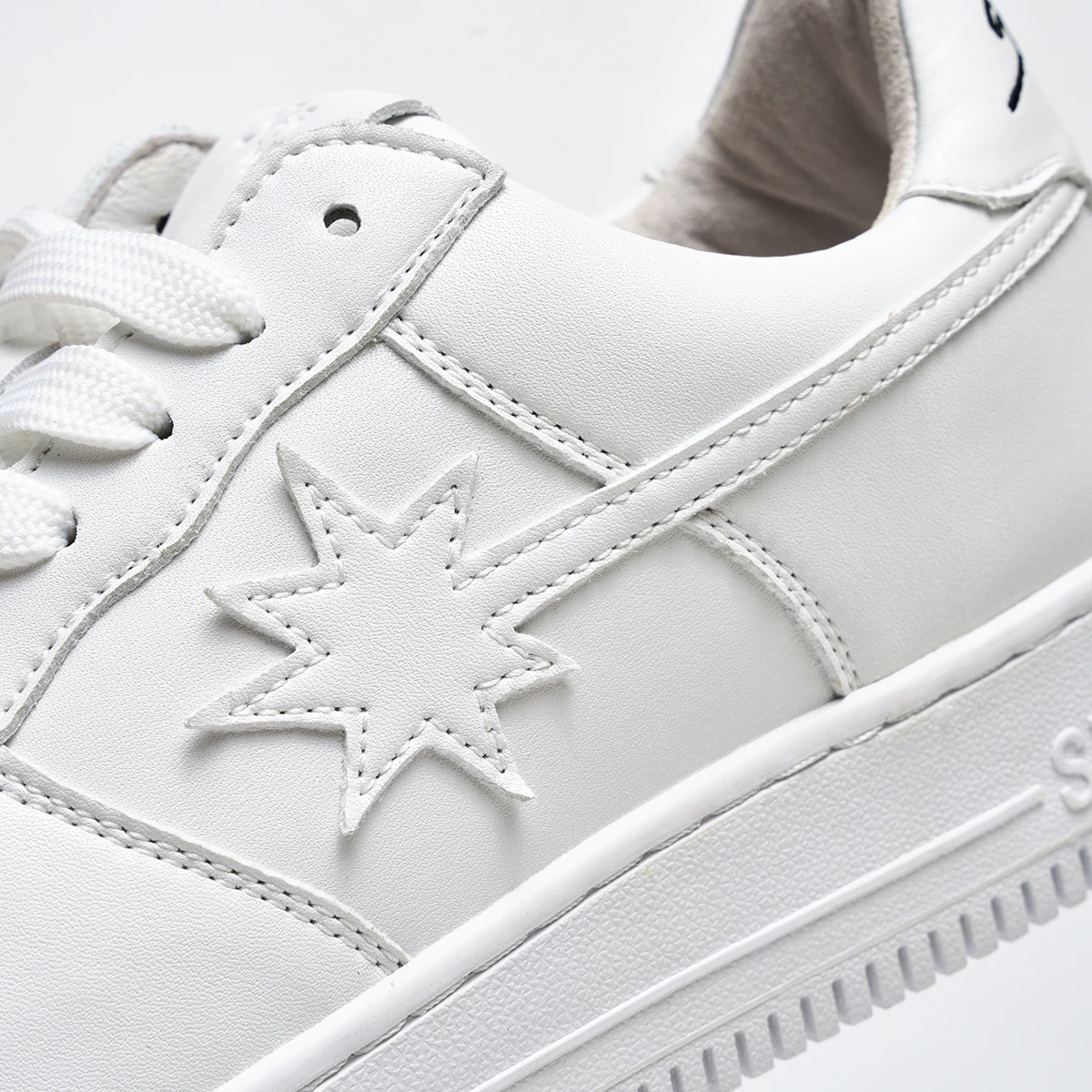 STARWALK trendy and versatile small white shoes for both men and women, sports and casual height increasing board shoes