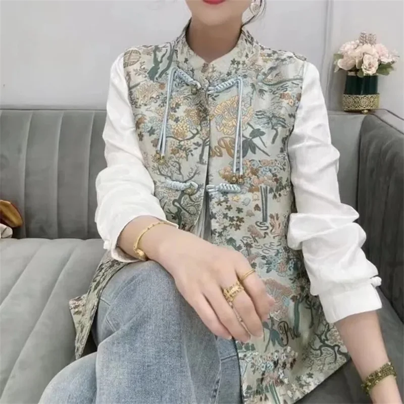 New Chinese National Style Tang Suit Vest Top Women Spring Summer 2024 New Fashion Retro Buckle Jacquard Waistcoat Outside Coat