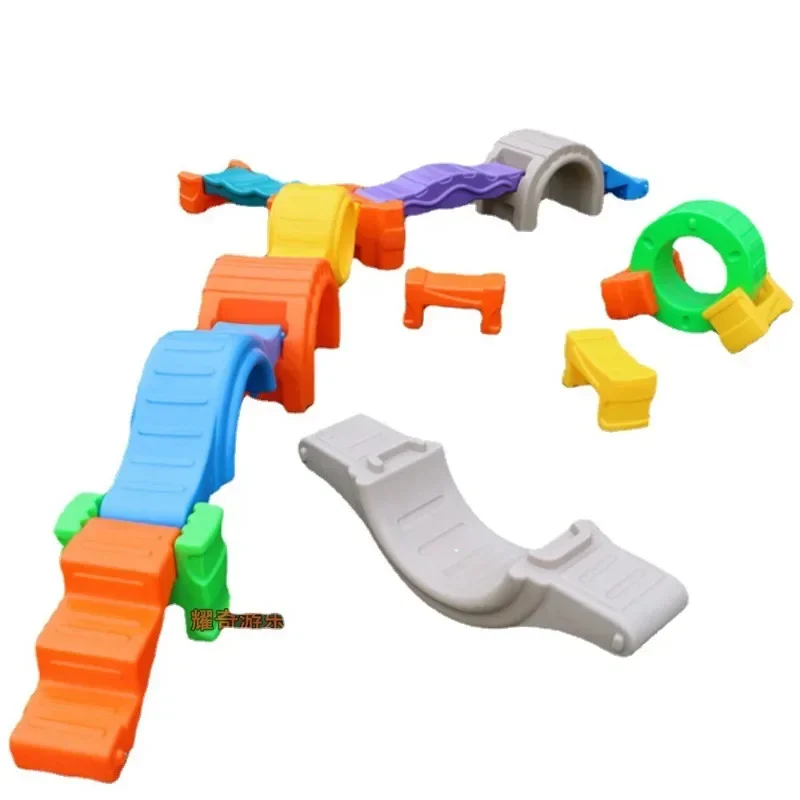 

Plastic single-plank bridge balance beam