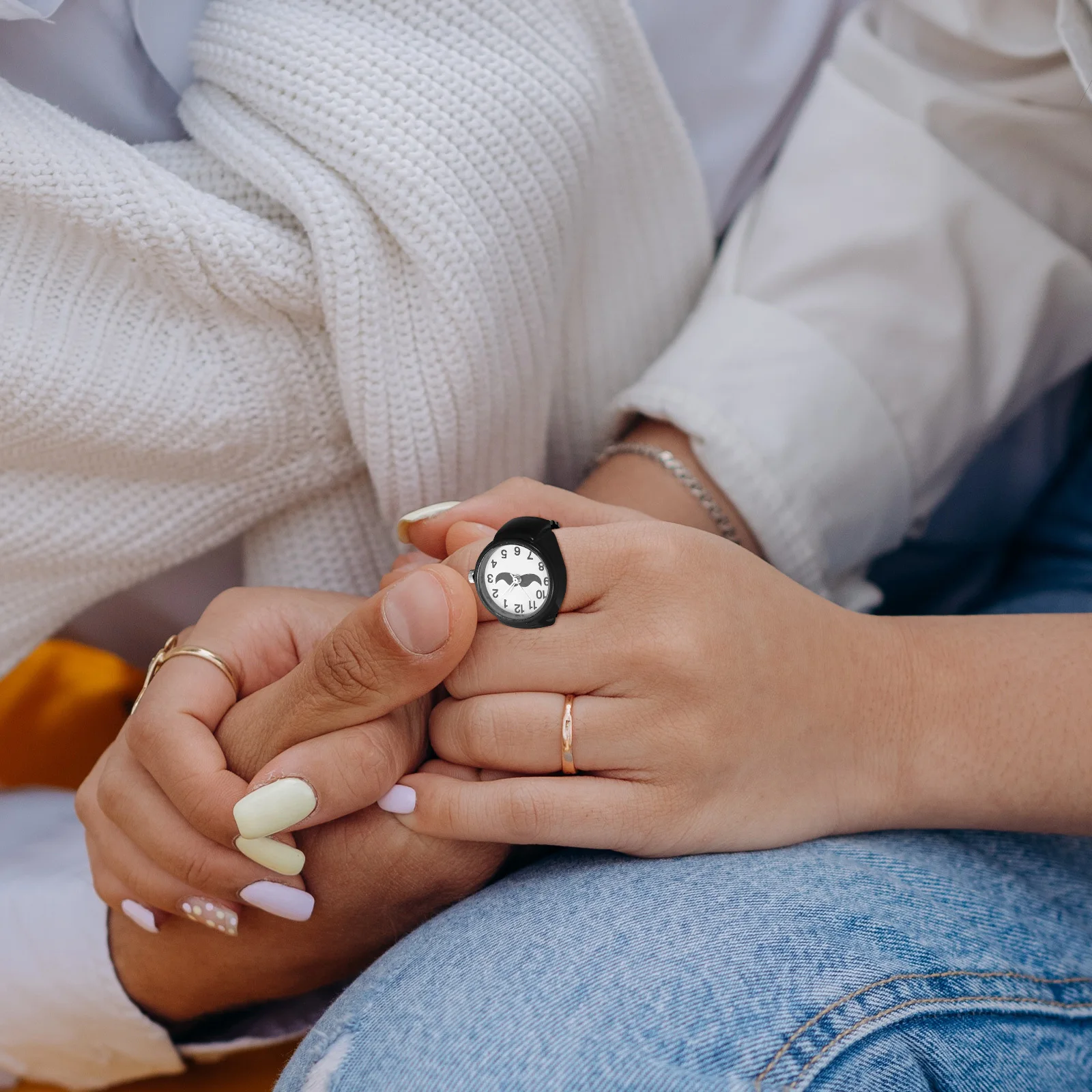 

Digital Finger Ring Watch Decorative Small Round Elastic Fashion Finger Watch Women Casual Stylish Accessory Watches