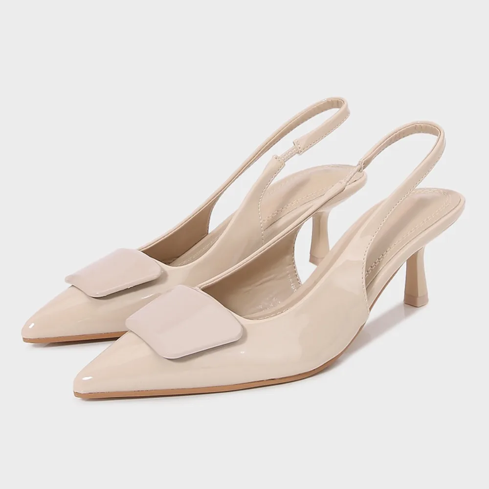 

Новинка весенней коллекции: Женские бежевые мюли с квадратной пряжкой, заостренным носком, открытой пяткой и тонким высоким каблуком