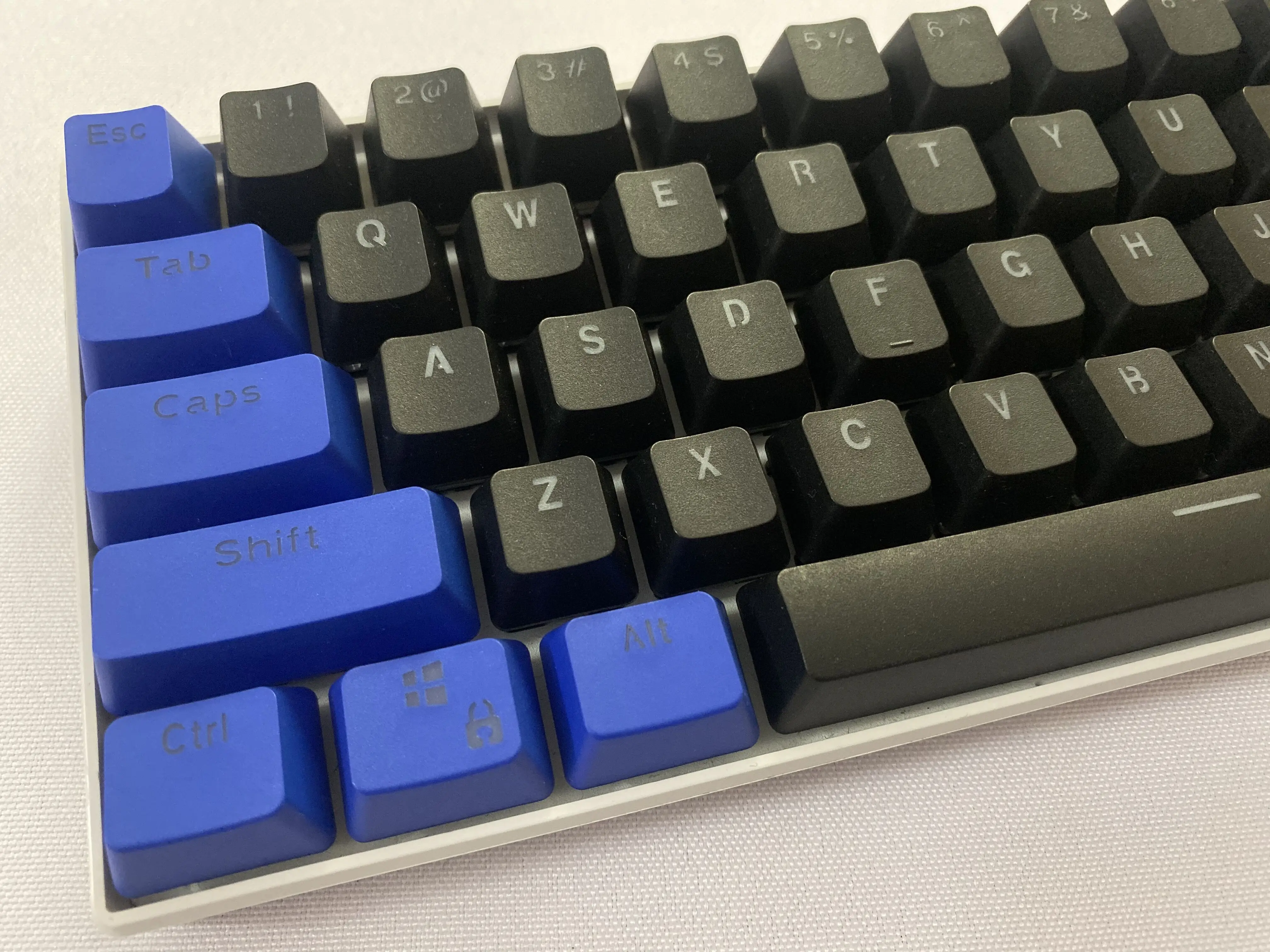 RK 61 teclas de Material PBT OEM, retroiluminadas teclas mecánicas de dos colores (solo se venden)