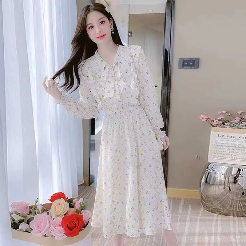 Fashion Printed Shirring Ruffles Lace Up Bow Midi Dress Women\'s Clothing 2024 Spring Summer Loose Butterfly Sleeve Floral Dress