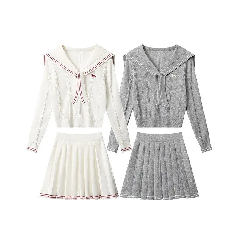 Zestaw HeyHenry: Delikatny, dzianinowy komplet jesienny, spódnica w kratę, długość do kolan, styl uniwersytecki, słodki, kobiecy, modny zestaw.