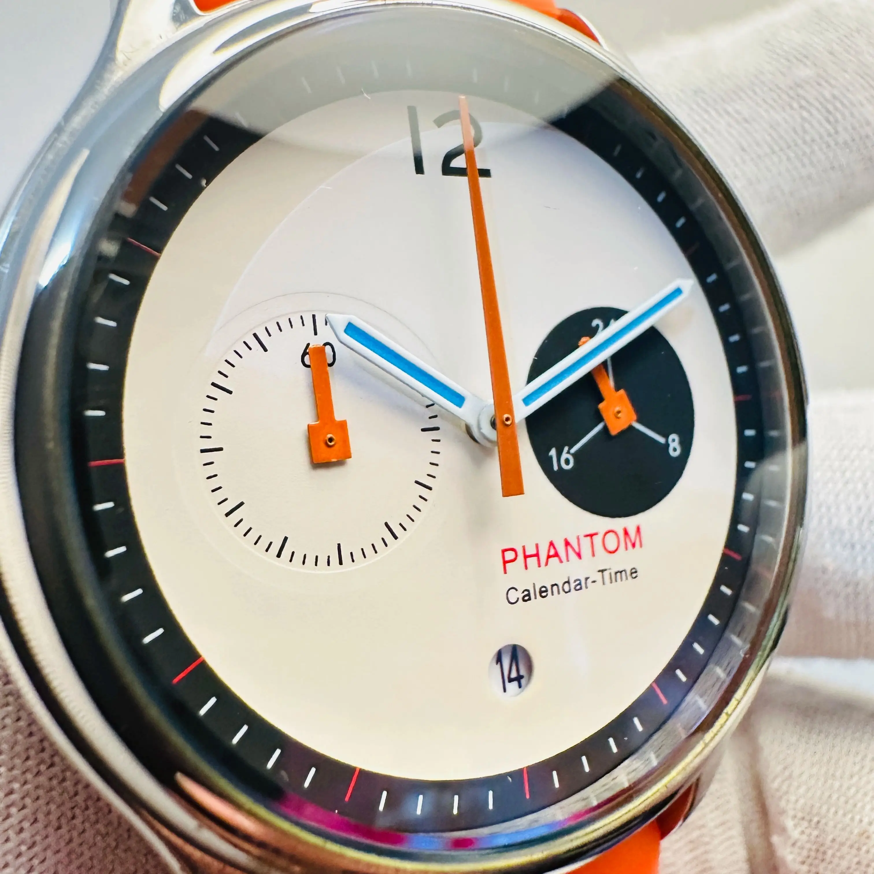 PHANTOM Sport Chrono Men's Watch - Scratch-Resistant Stainless Steel, Stopwatch & Calendar, Waterproof Quartz Watch