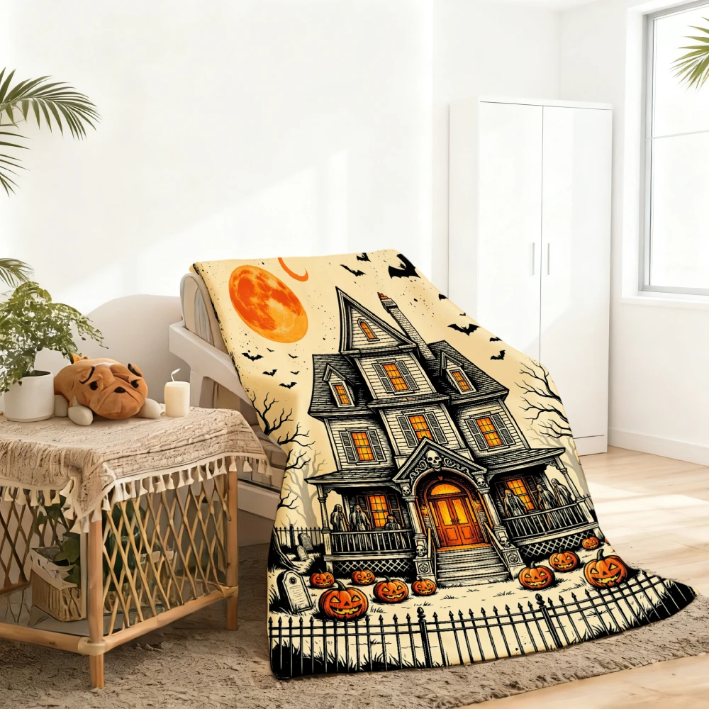 1pc Halloween Haunted House Pumpkin Moon Bat Print Flannel Blanket Soft Comfortable Warm Bed Cover Autumn Winter Season Home Bedroom Sofa Living Room Decor Halloween Thanksgiving Christmas Festival Gift