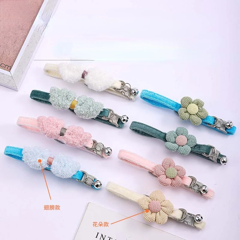 Cat Collars Cute Plush Cat Collars with Bells and Angel Wings Decorations for Cats Small Dog Teddy Pomeranian Collars Adjustable