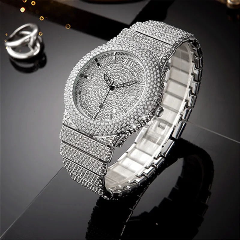 

1pc / lot Famous Brand Designer Watches For Men Fashion Alloy Hip Hop Diamond Date Quartz Luxury Watch sss Supply Montre Homme