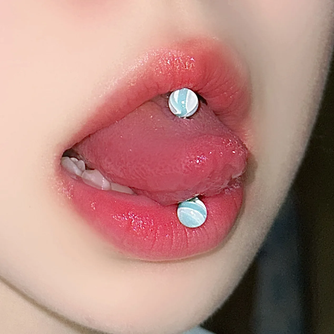 Cute  Acrylic Tongue Stud Gradual Change Colorful Cat Eye Color New Hot Girl Sweet Tongue Piercing Jewelry