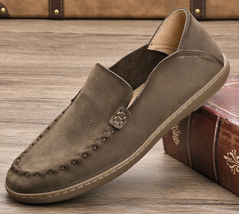 First Layer Cowhide Lazy Beanie Shoes Men's Retro Leather Casual Leather Shoes One Pedal Driving Shoes Soft-soled Loafers