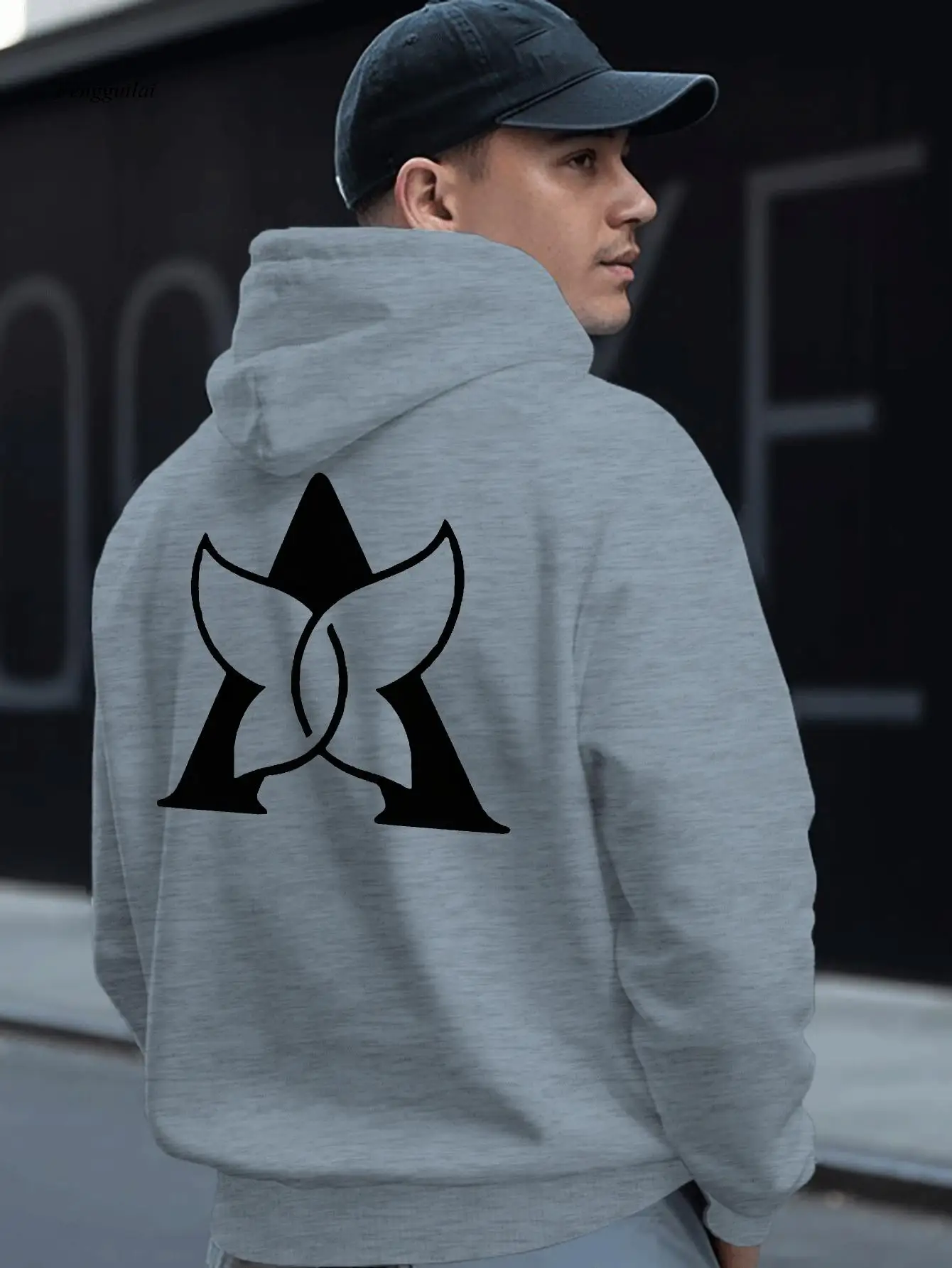 

Толстовка с капюшоном с красным рисунком — большой уличный пуловер с белым буквенным принтом A, мягкая плюшевая ткань