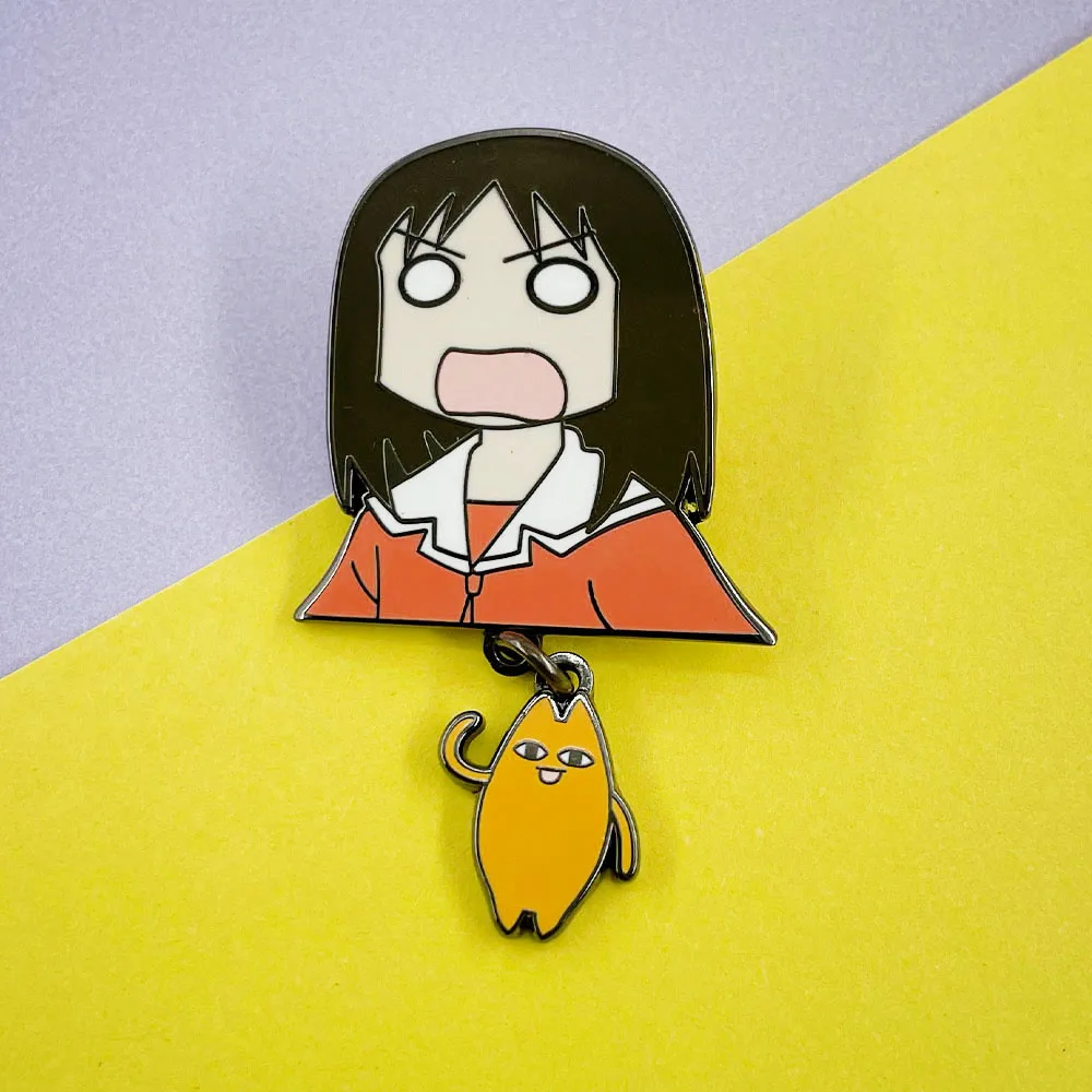شخصية كرتونية Kasuga Ayumu بروش لطيف مخلوق تشيو الأب قلادة Azumanga Daioh أنيمي شارة صديق هدية ملحق دبوس