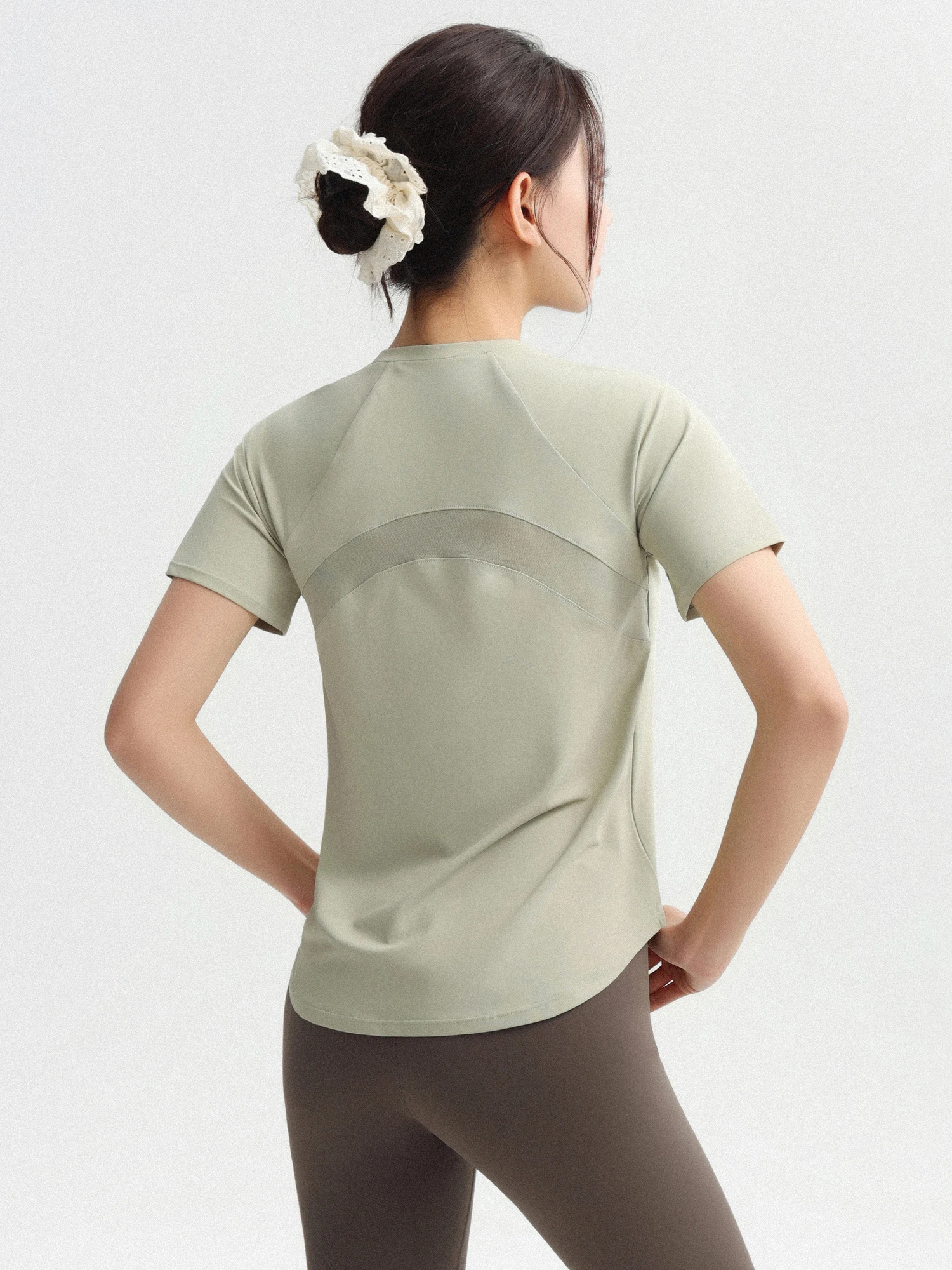 

Women's Yoga Fitn Sports Top ort Sve T-irt Breathable Qui Dry Running Pilates Training Summer New Arrival