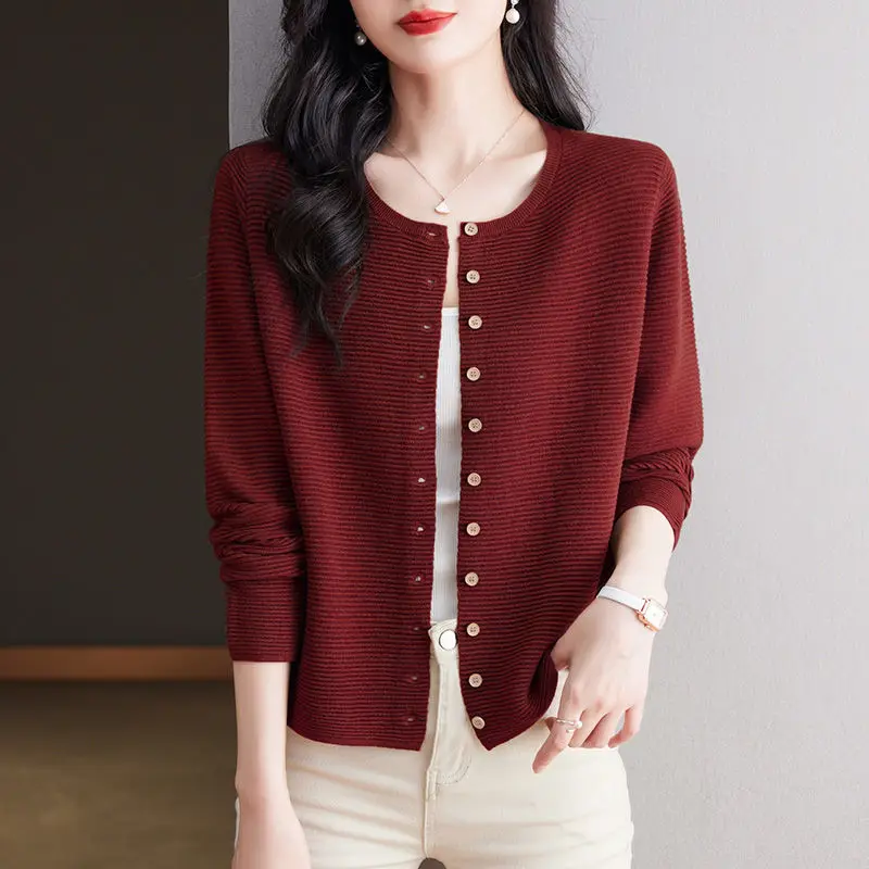 2024 New Summer Elegant Fashion Bohemian Retro Office Lady Coat Women Knitting Button Solid Color O Neck Long Sleeve Y2K Tops