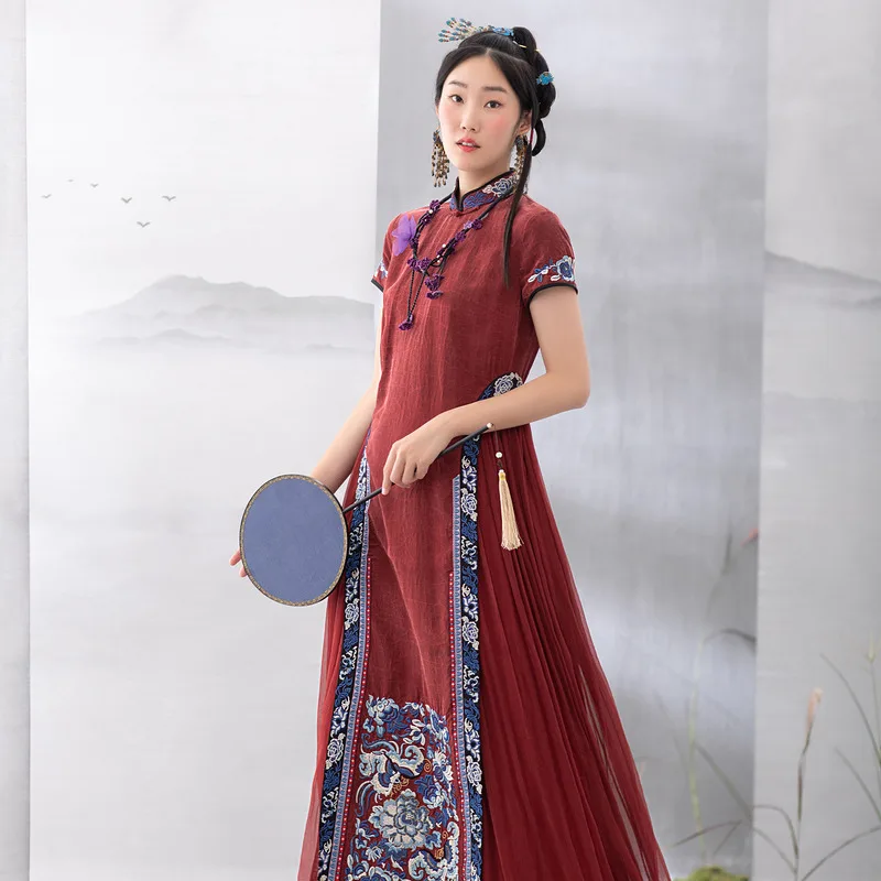 A Life On The Left Women Gambiered Guangdong Gauze Improved Cheongsam Standing Collar Buckle Traditional Embroidery Silk Skirt