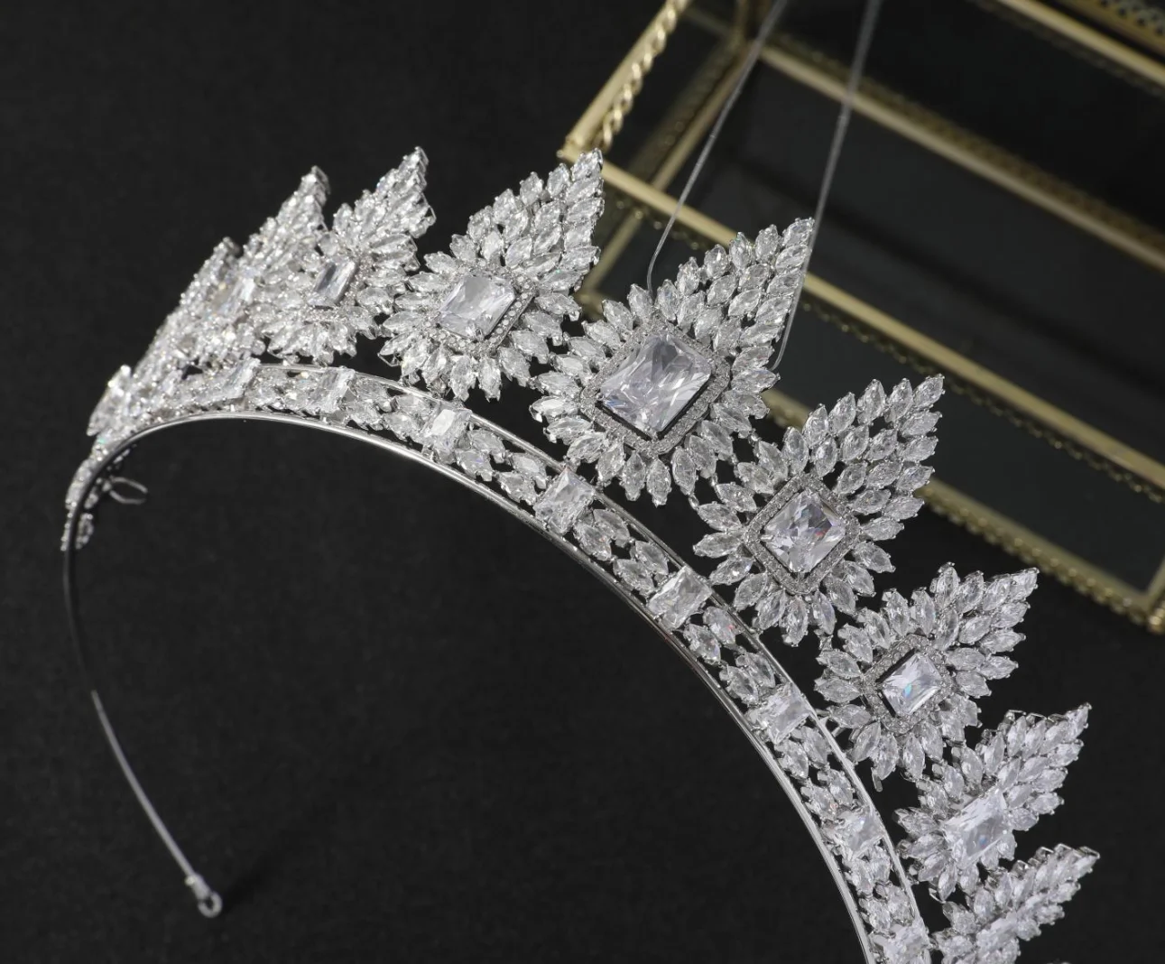 Luxury CZ Tiaras Crowns For Wedding Bride Headdress Princess Bridal Headbands Crowns For Women Girl Prom Hair Jewelry Headpieces