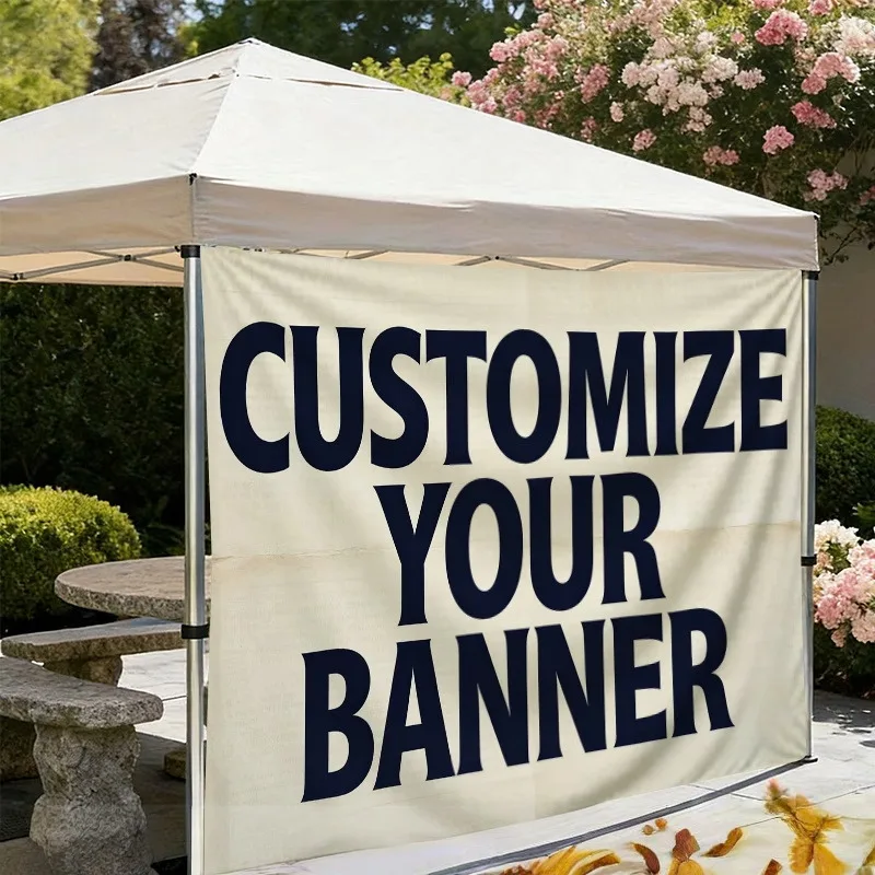 Bannières et drapeaux personnalisés festifs, incluant des éléments saisonniers, pour embellir les espaces extérieurs, attirer l'attention publique et renforcer l'influence de la marque
