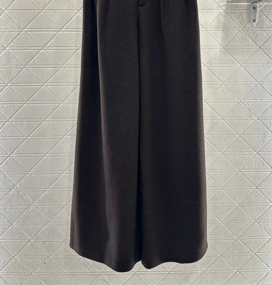 سراويل صوفية عالية الخصر واسعة الساق تتمتع بسلاسة على طول الحزام أنيقة ومتعددة الاستخدامات للتنقل في الخريف والشتاء