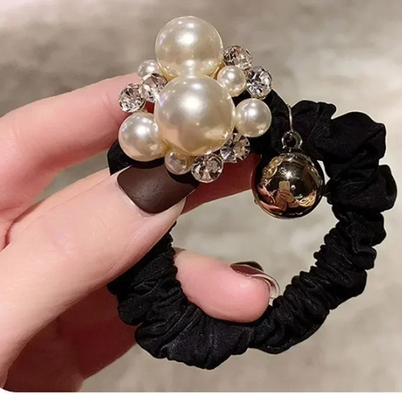 Pearl rhinestone head rope female ponytail vintage simple temperament high-grade sense hair rope leather band ball head large co