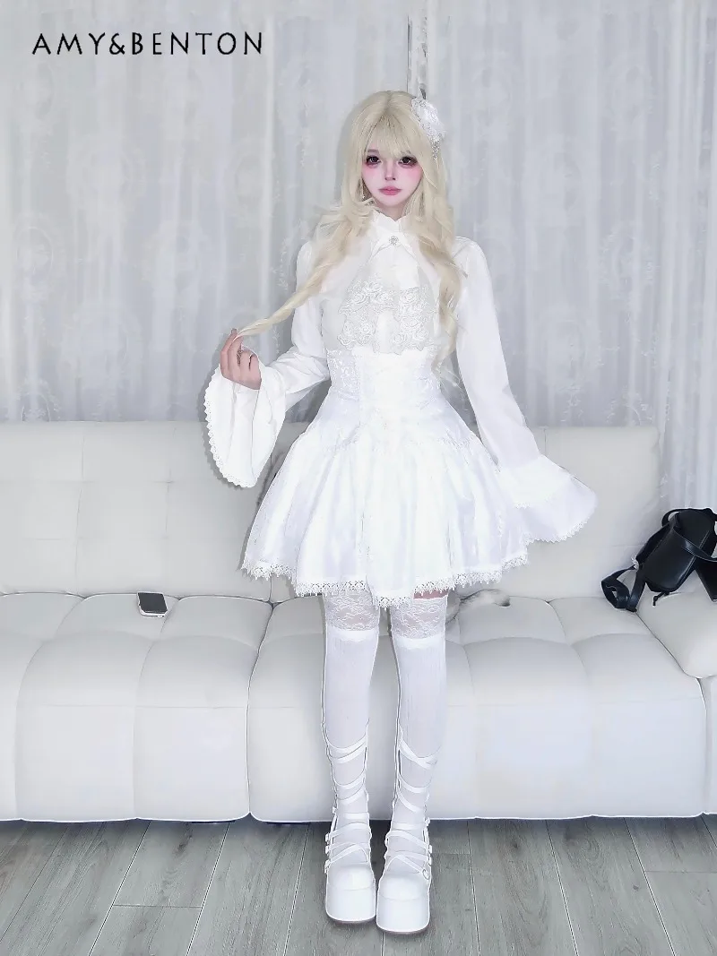 ゴシックサブカルチャー ホワイトロリータ衣装 ベルスリーブ スリムシャツ ハイウエスト スリミング パフスカート 原宿スタイル ツーピースセット 女性用