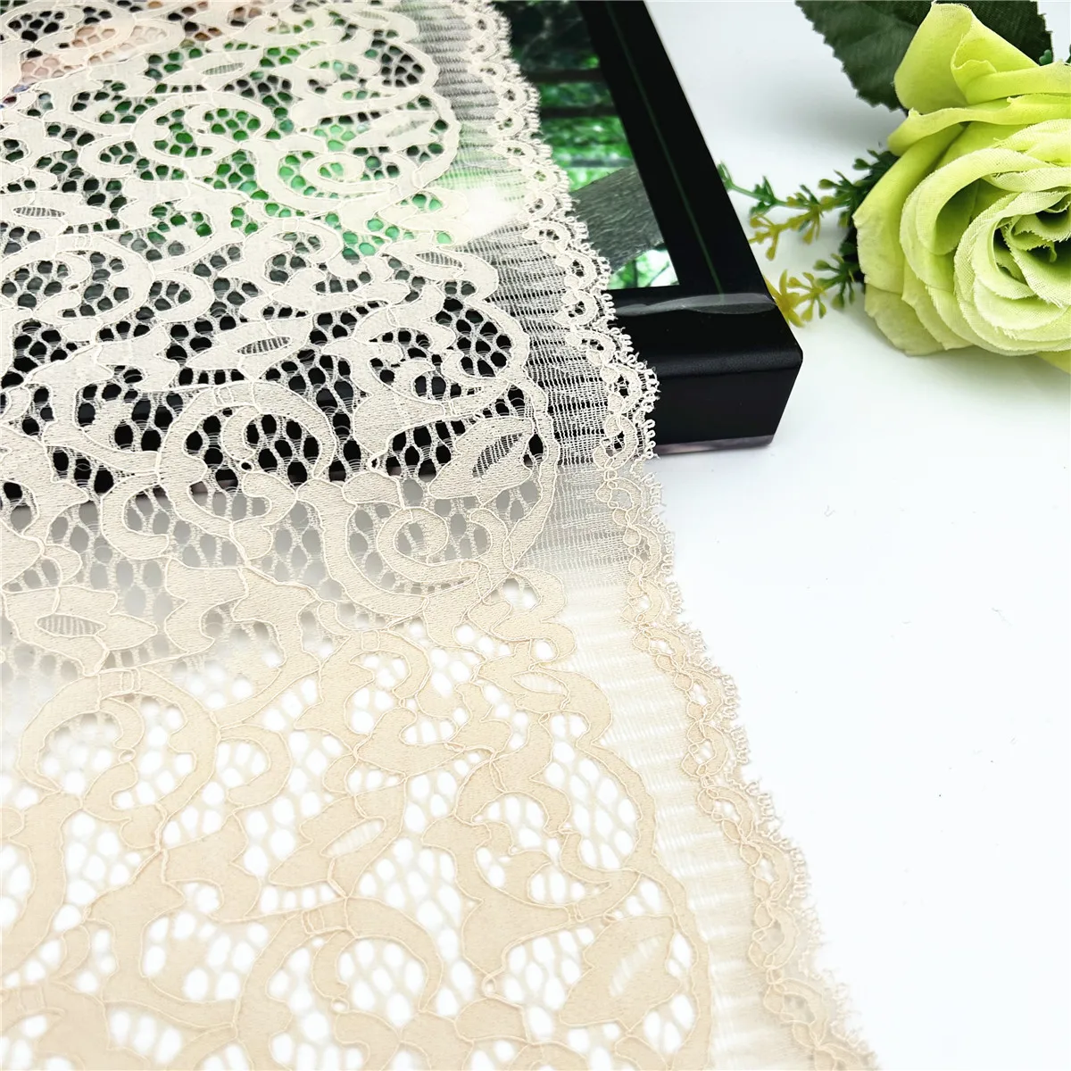 Falda de encaje elástico de albaricoque, dobladillo, ropa interior, costura artesanal, lencería Bjd, 17,50 cm de ancho, 3y/lote