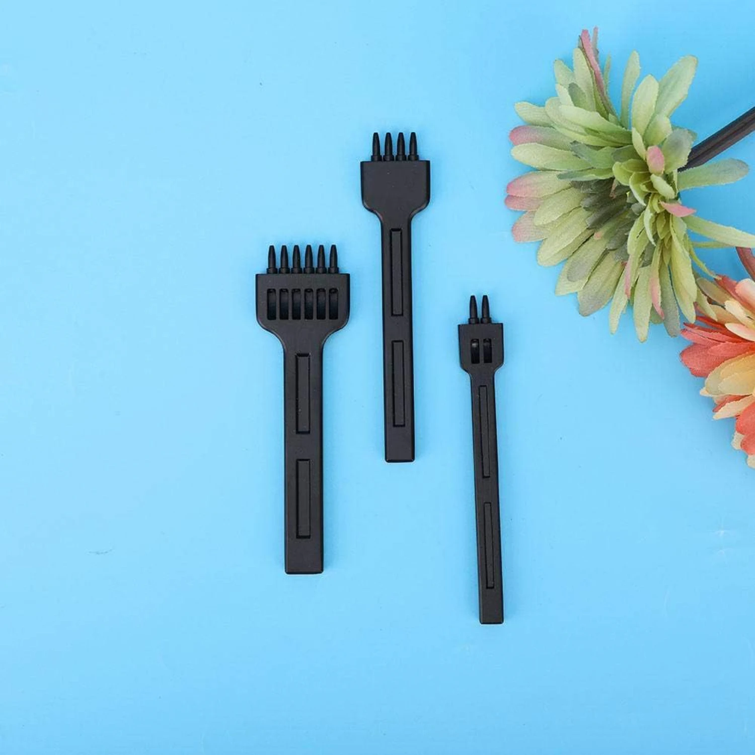 Essential High-Quality Durable Black Leatherworking Kit for Novice and Expert Crafters - Must-Have 3-Piece Set with User-Friendl