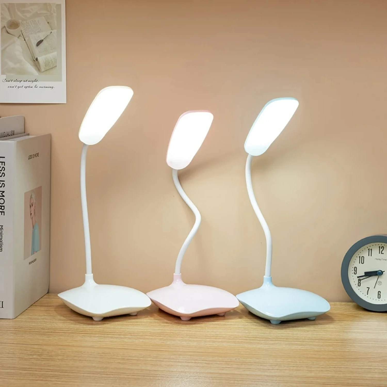 Lampe de bureau aste avec protection oculaire avancée, parfaite pour étudier tard dans la nuit dans la chambre à coucher. Enh