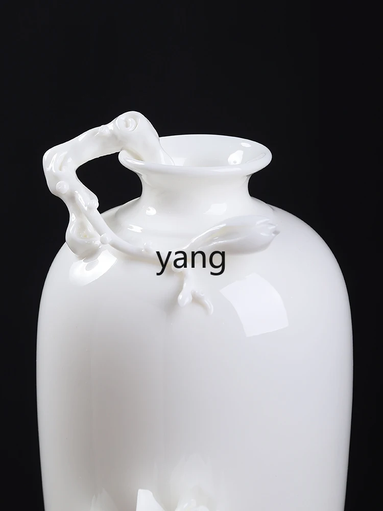 Yjq Ceramic Vase Decoration White Porcelain Traditional Crafts Kneading Craft Handmade Vase Decoration