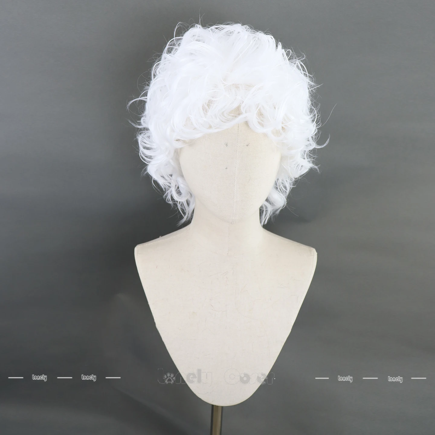 لعبة Hades II Hypnos شعر مستعار تأثيري فضي-أبيض مجعد الشعر بيروكات صناعية للرجال النساء Nyx Chird Thanatos عيد الميلاد غطاء شعر مستعار مجاني